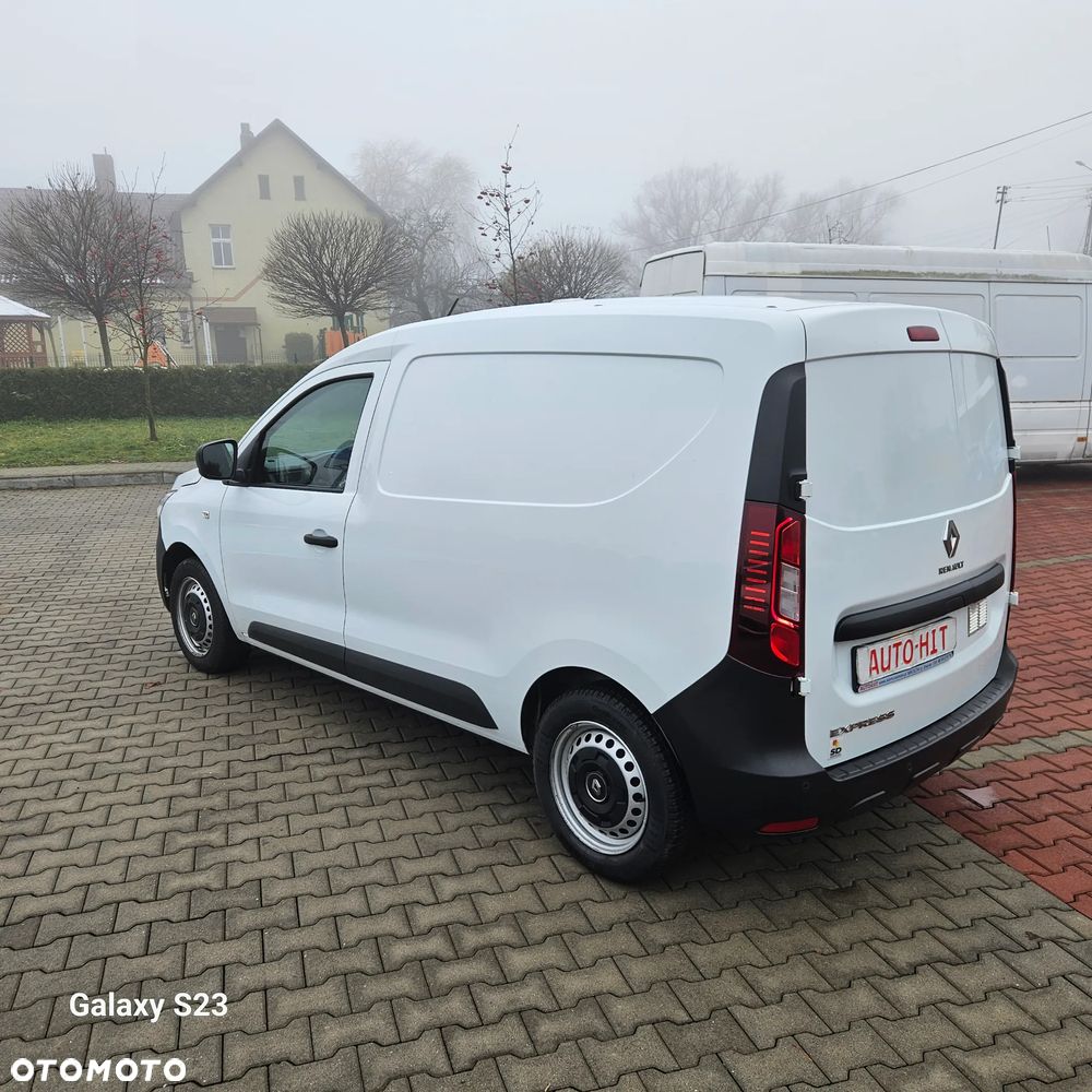 Renault Express - 13