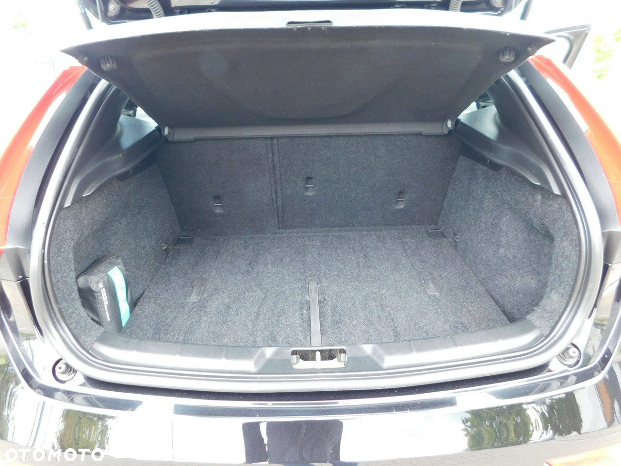 Volvo V40 - 23