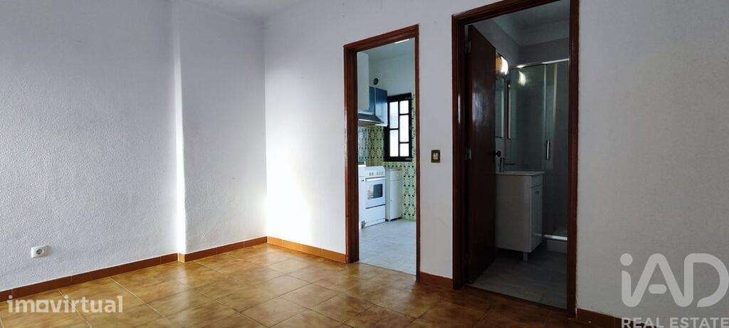 Apartamento T1 em Sesimbra (Santiago) de 25,7 m2 - Grande imagem: 2/8