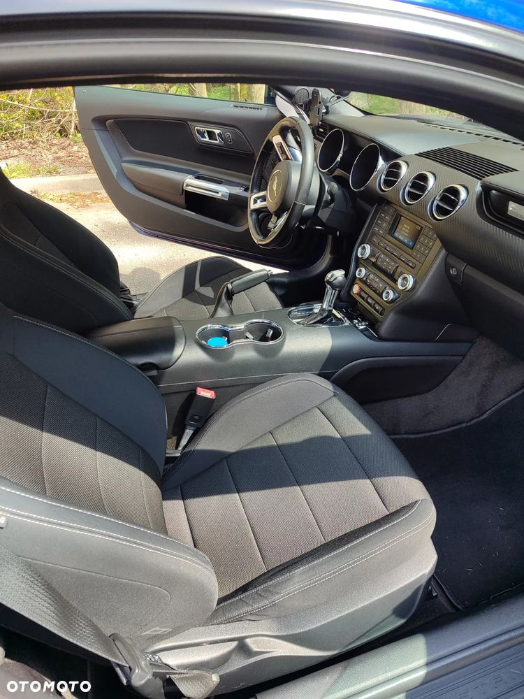 Ford Mustang 3.7 V6 - 22