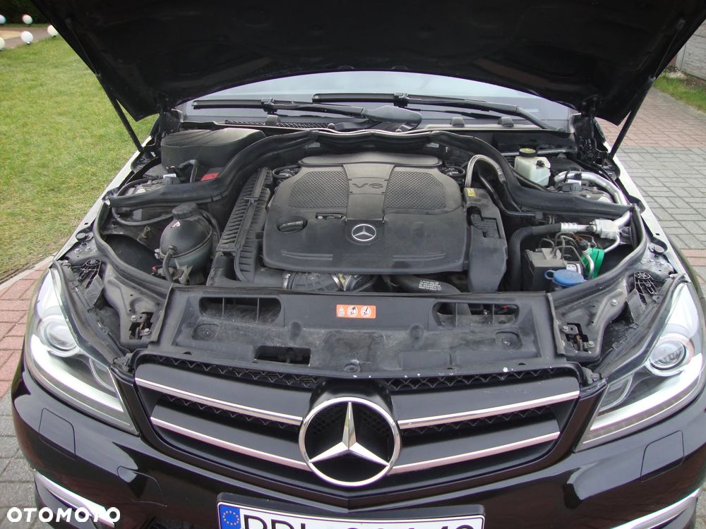 Mercedes-Benz Klasa C 350 CGI BlueEff - 13