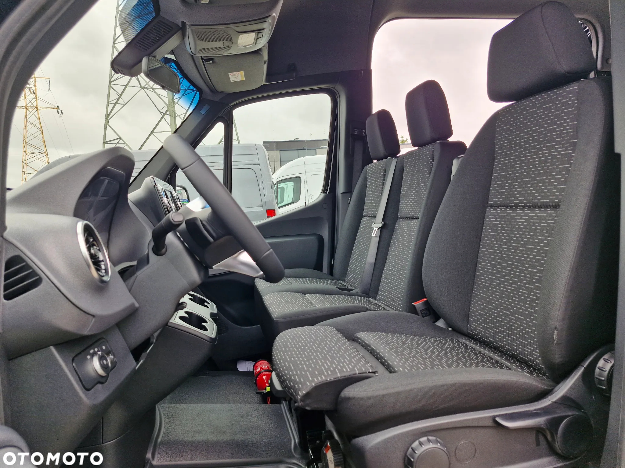 Mercedes-Benz Sprinter - 22