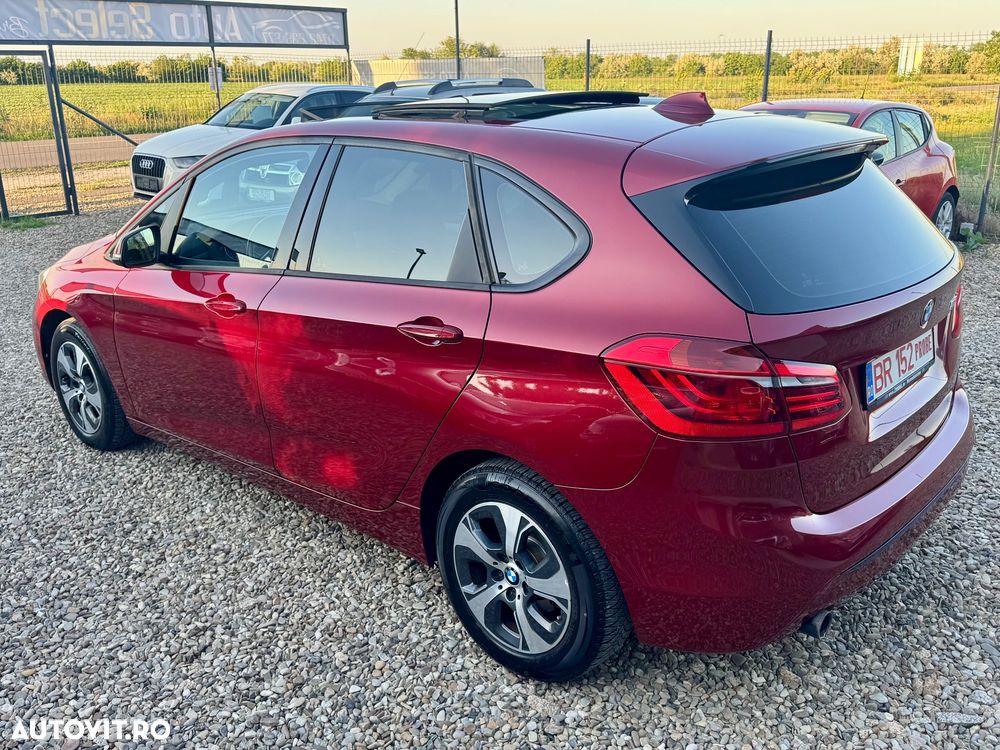 BMW Seria 2 216d Sport Line - 16
