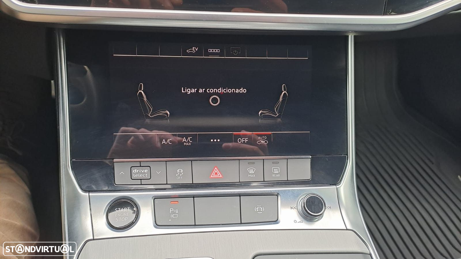 Audi A6 Avant 55 TFSIe quattro Sport S tronic - 25