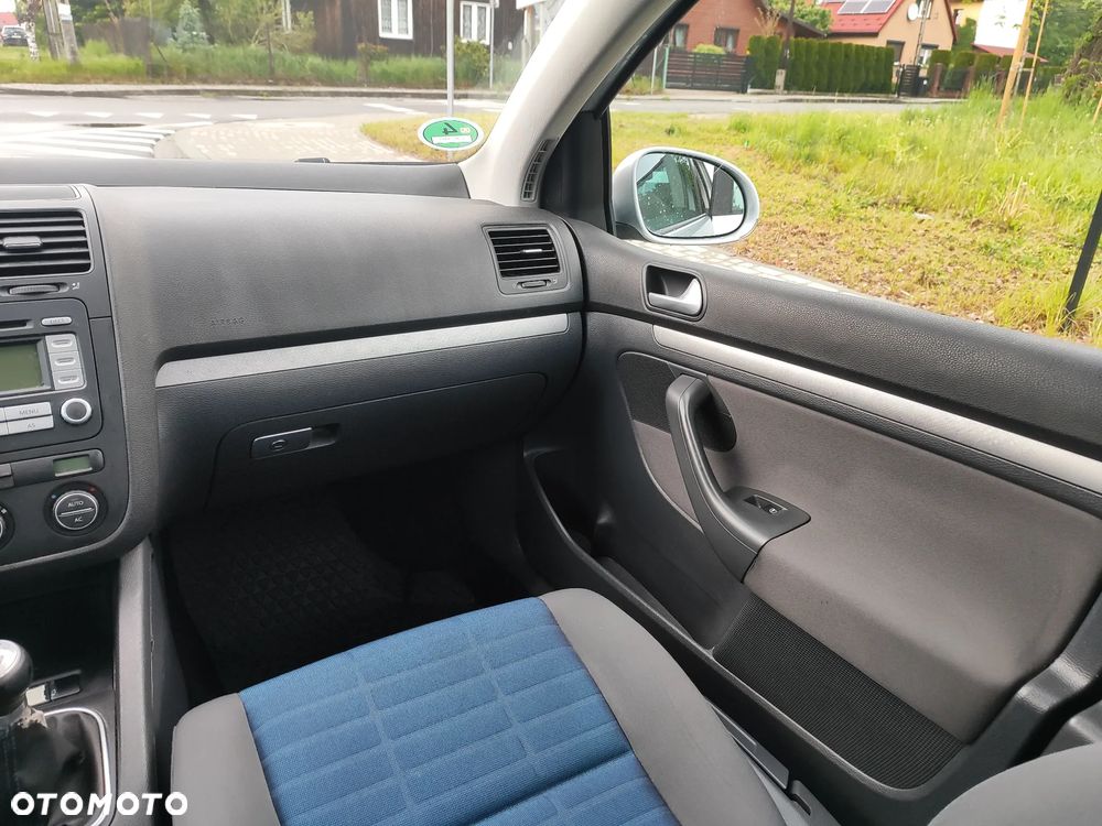 Volkswagen Golf 1.6 Tour Edition - 33