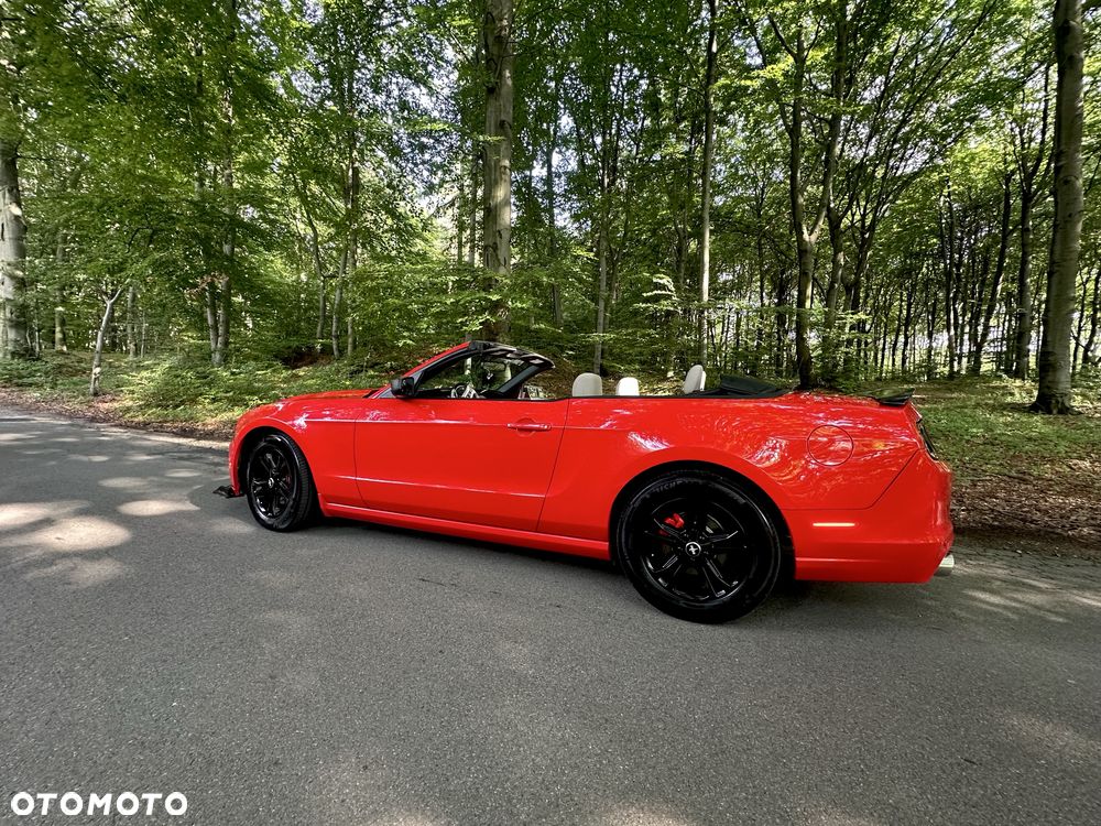 Ford Mustang - 6