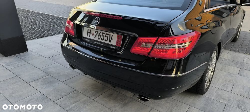 Mercedes-Benz Klasa E 350 CDI DPF BlueEFFICIENCY 7G-TRONIC Elegance - 6