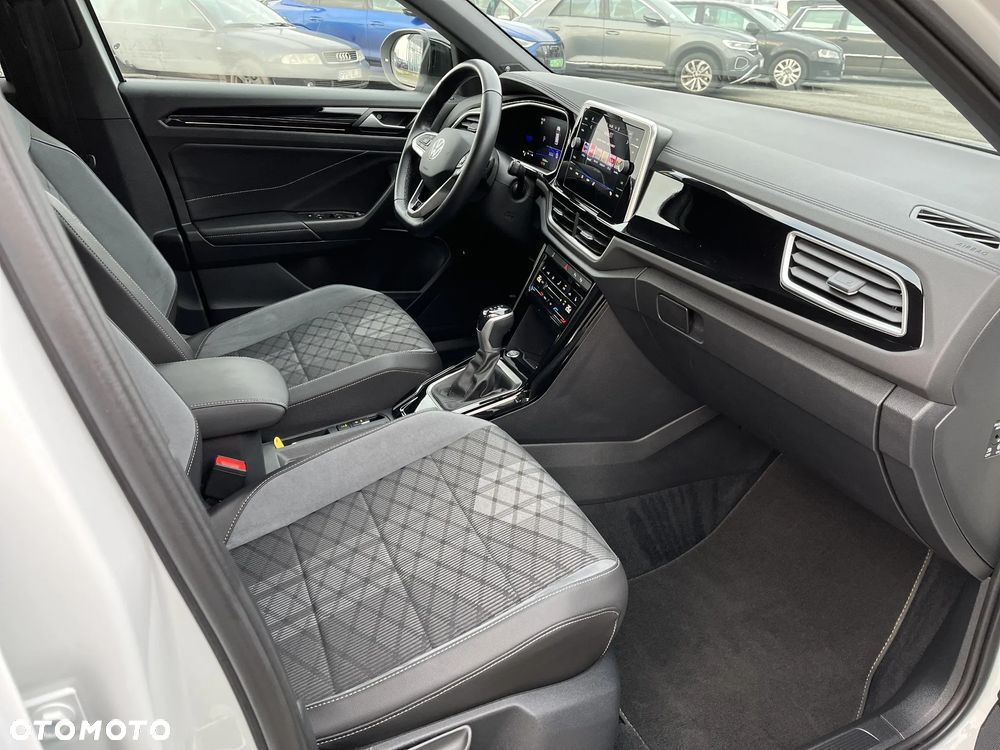 Volkswagen T-Roc 1.5 TSI R-Line DSG - 21