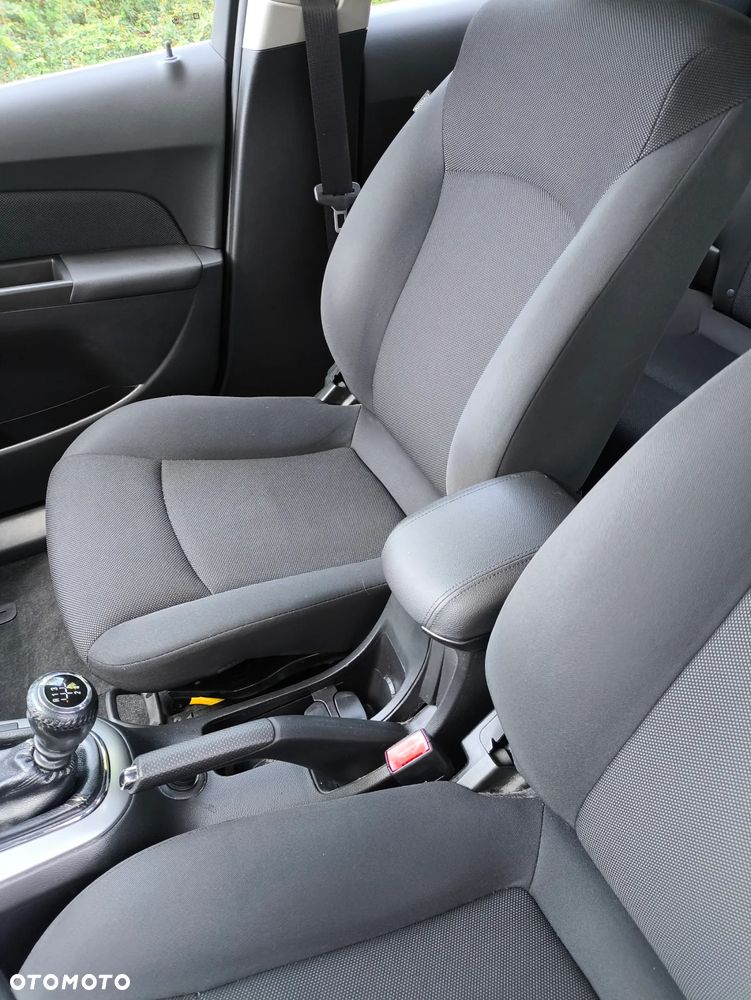Chevrolet Cruze 1.8 LTZ - 21
