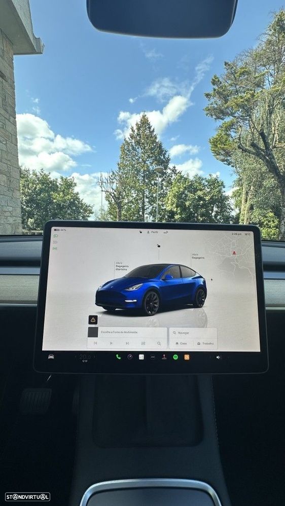 Tesla Model Y - 19