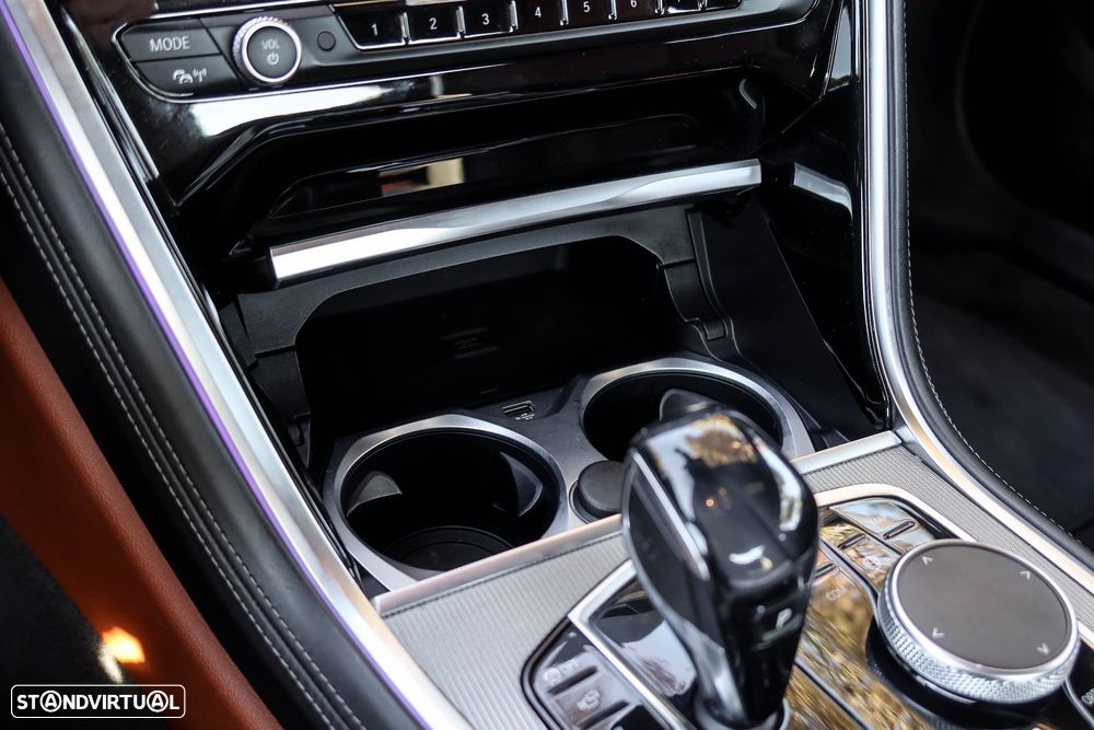 BMW 840 d xDrive Pack M - 12