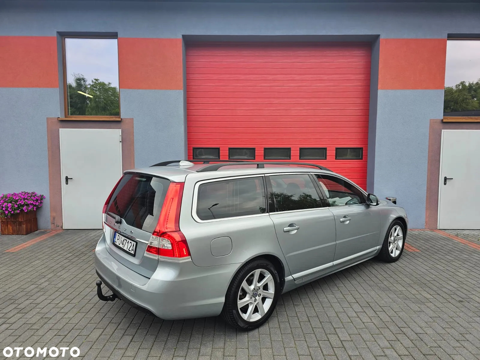 Volvo V70 D2 Geartronic Powershift Momentum - 14