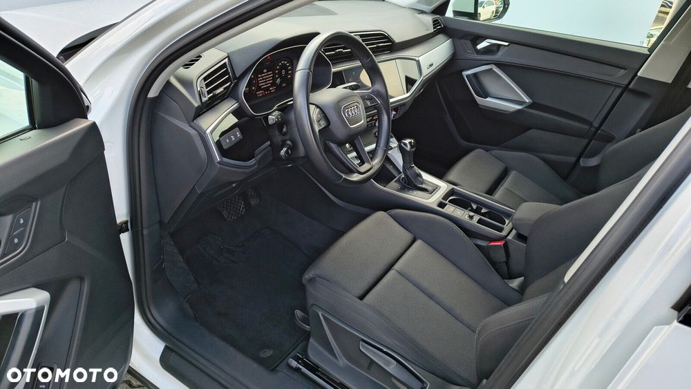Audi Q3 Sportback - 10