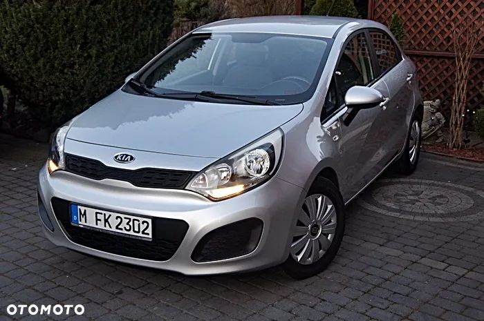 Kia Rio 1.2 Attract - 1