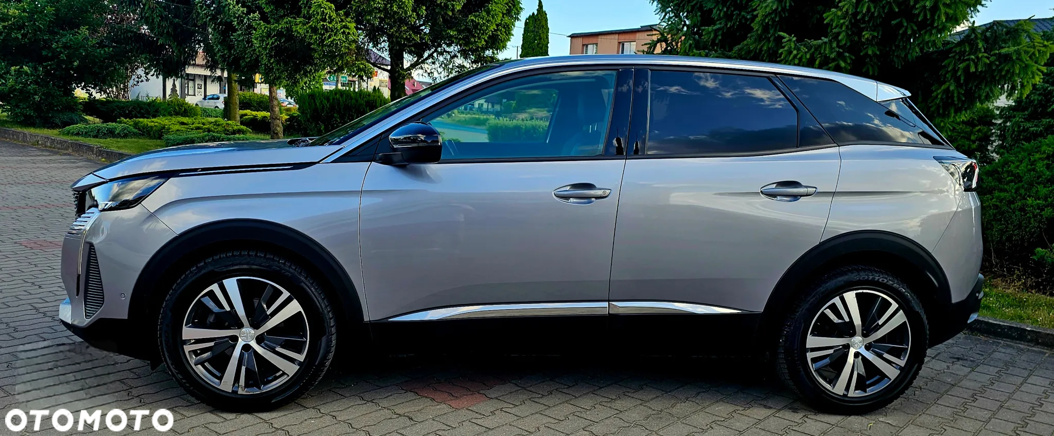 Peugeot 3008 PureTech 130 Stop & Start GPF EAT8 Allure - 9