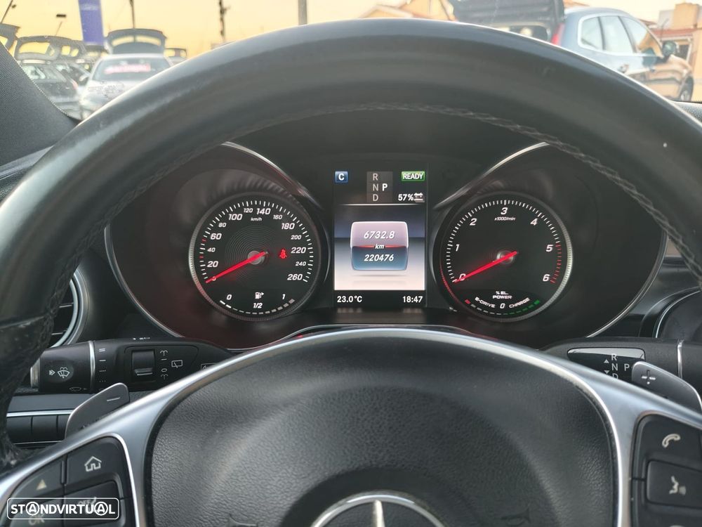 Mercedes-Benz C 300 h AMG Line - 11
