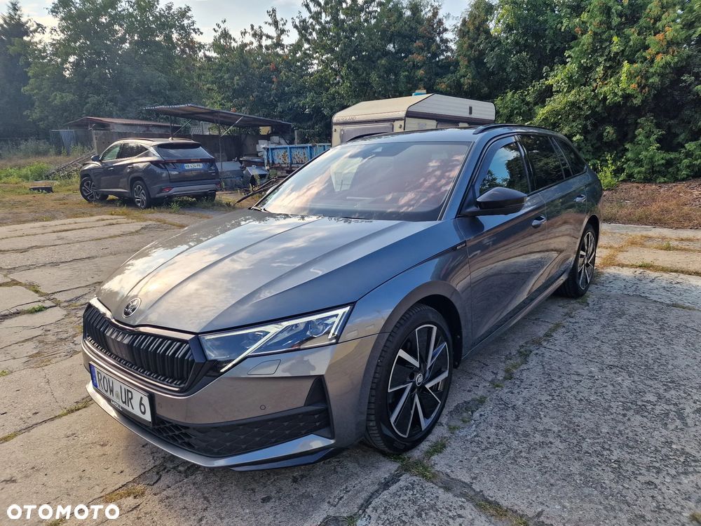 Skoda Octavia Combi 2.0 TDI DSG Sportline - 1