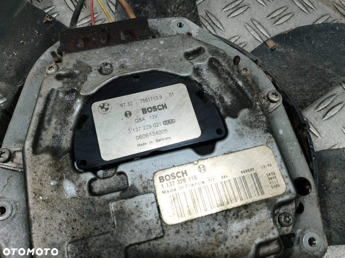 WENTYLATOR CHŁODNICY BMW E91    3136613298 - 6