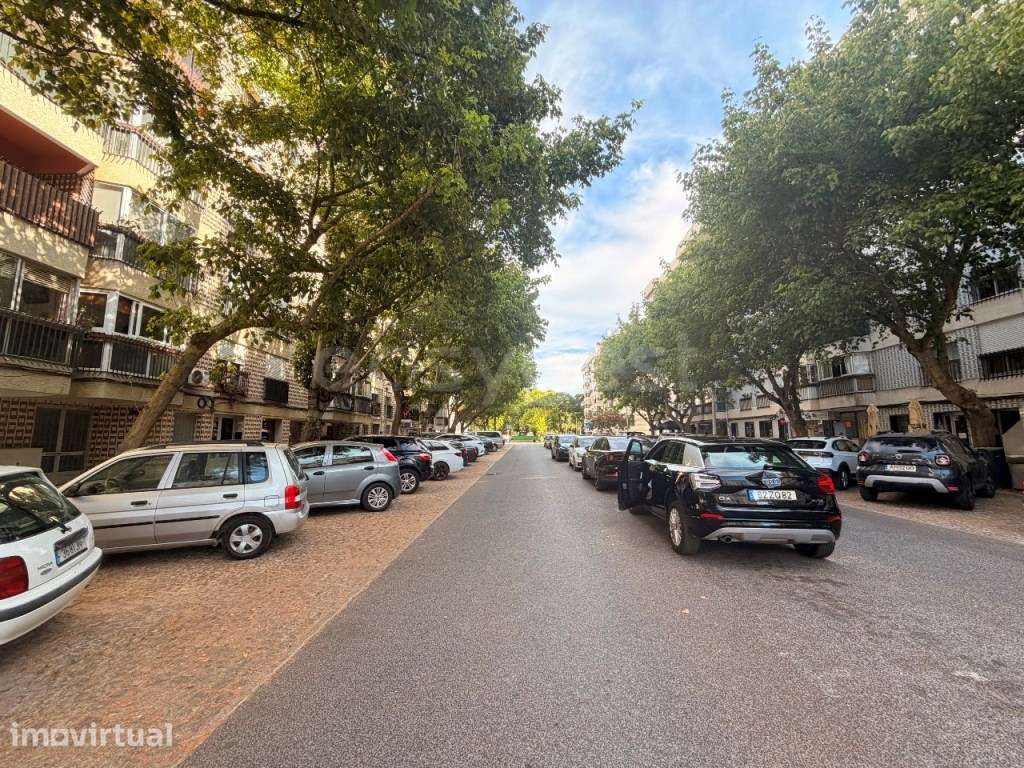 Apartamento T3 no Bairro do Liceu - Conforto, Espaço e Excelente Lo... - Grande imagem: 3/16