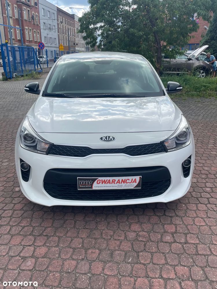 Kia Rio 1.2 L - 2