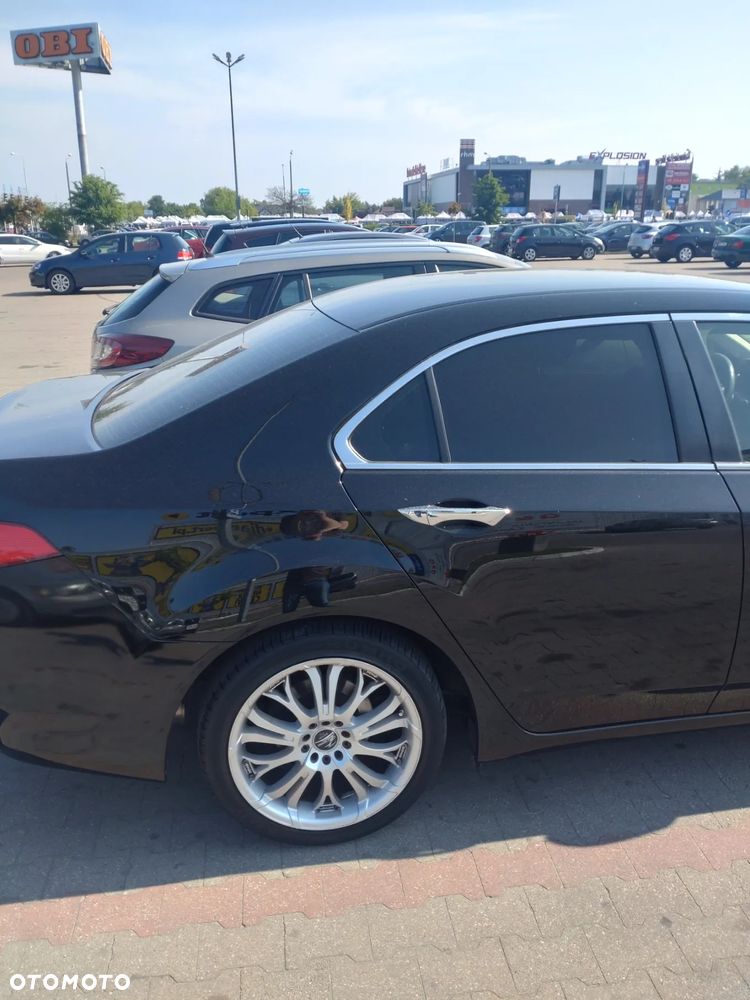 Honda Accord 2.0 Lifestyle - 22