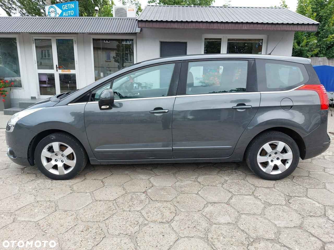 Peugeot 5008 - 2
