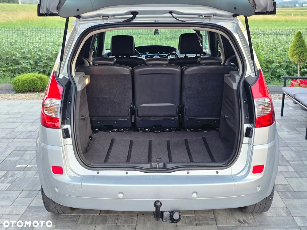 Renault Scenic 2.0 16V Luxe Expression - 29