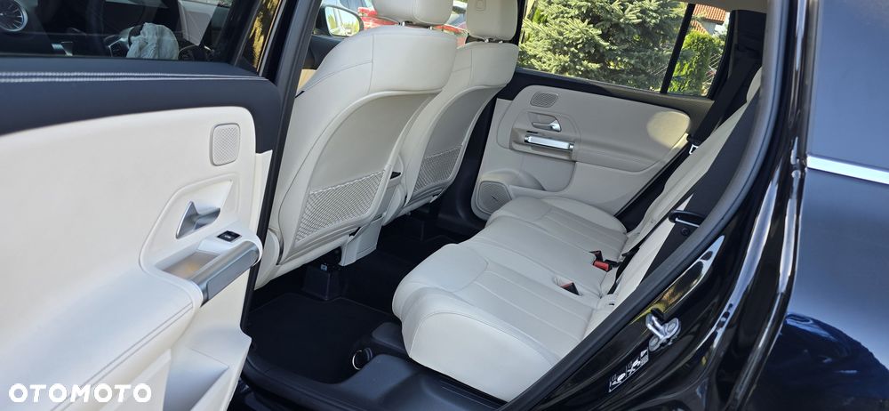 Mercedes-Benz GLB ver-250-4--matic-8g--dct - 10