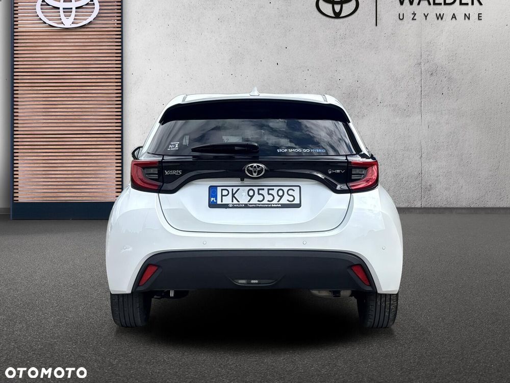 Toyota Yaris Hybrid 1.5 Style - 6