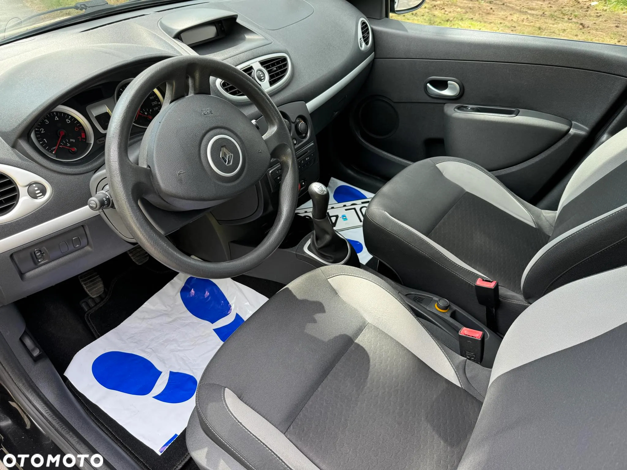 Renault Clio 1.2 16V Alize Euro5 - 25