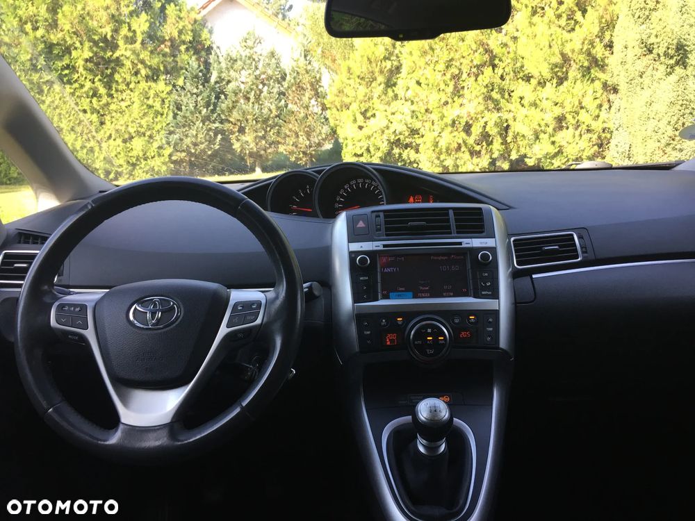 Toyota Verso - 7