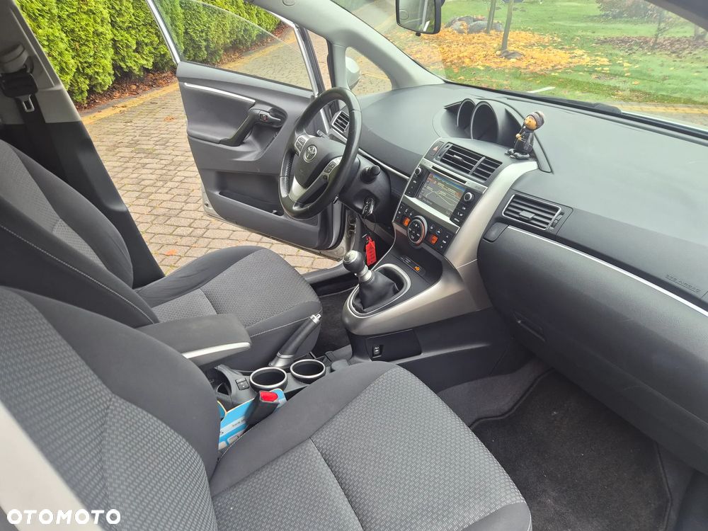 Toyota Verso 1.8 5-Sitzer Executive - 14