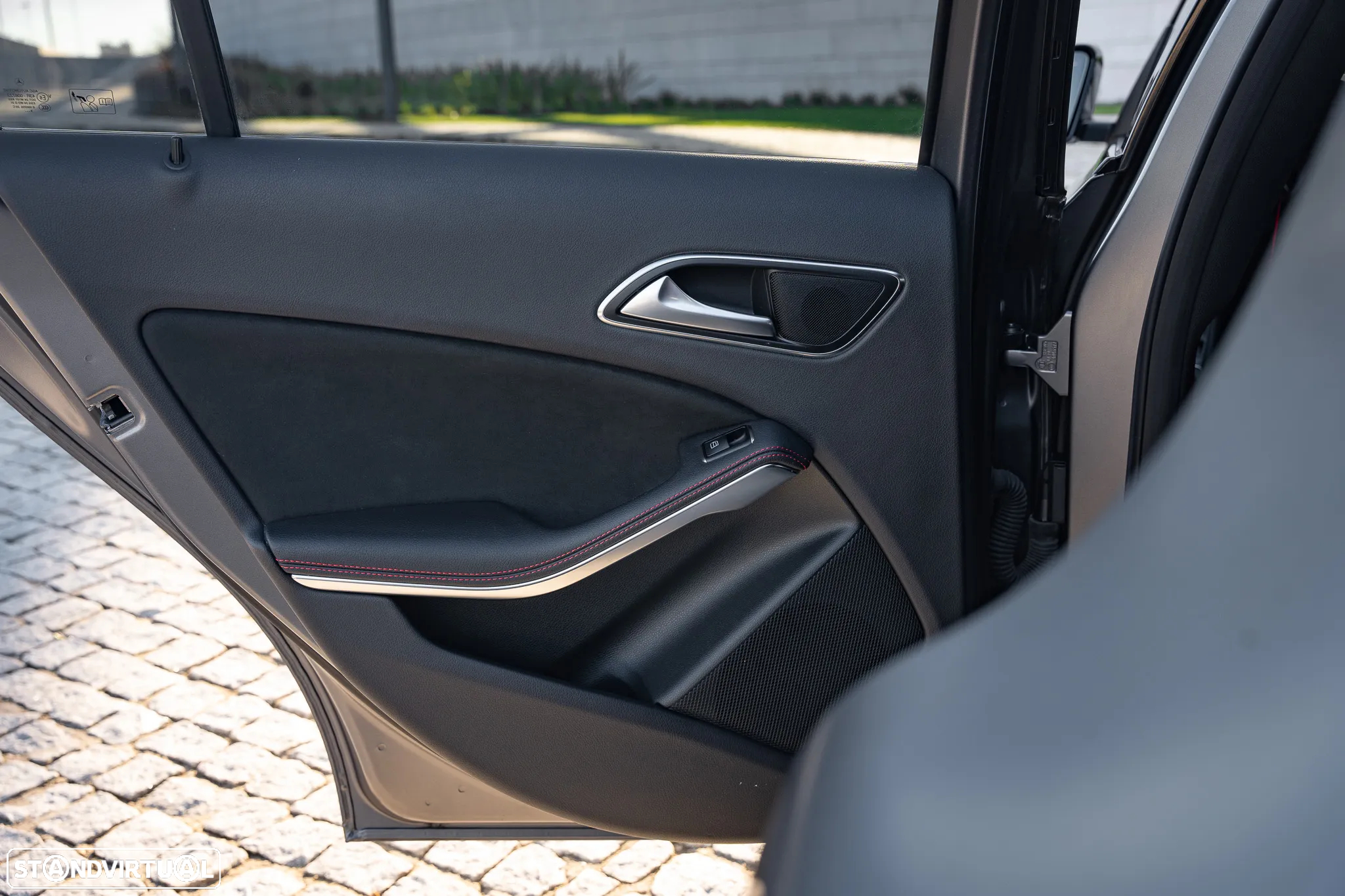 Mercedes-Benz A 45 AMG 4-Matic - 21