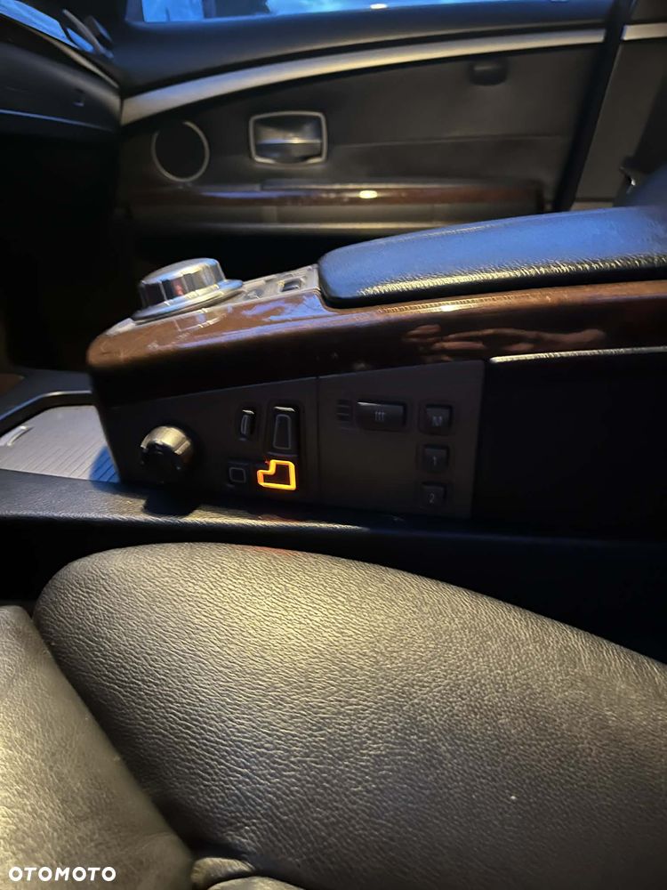 BMW Seria 7 730d - 14