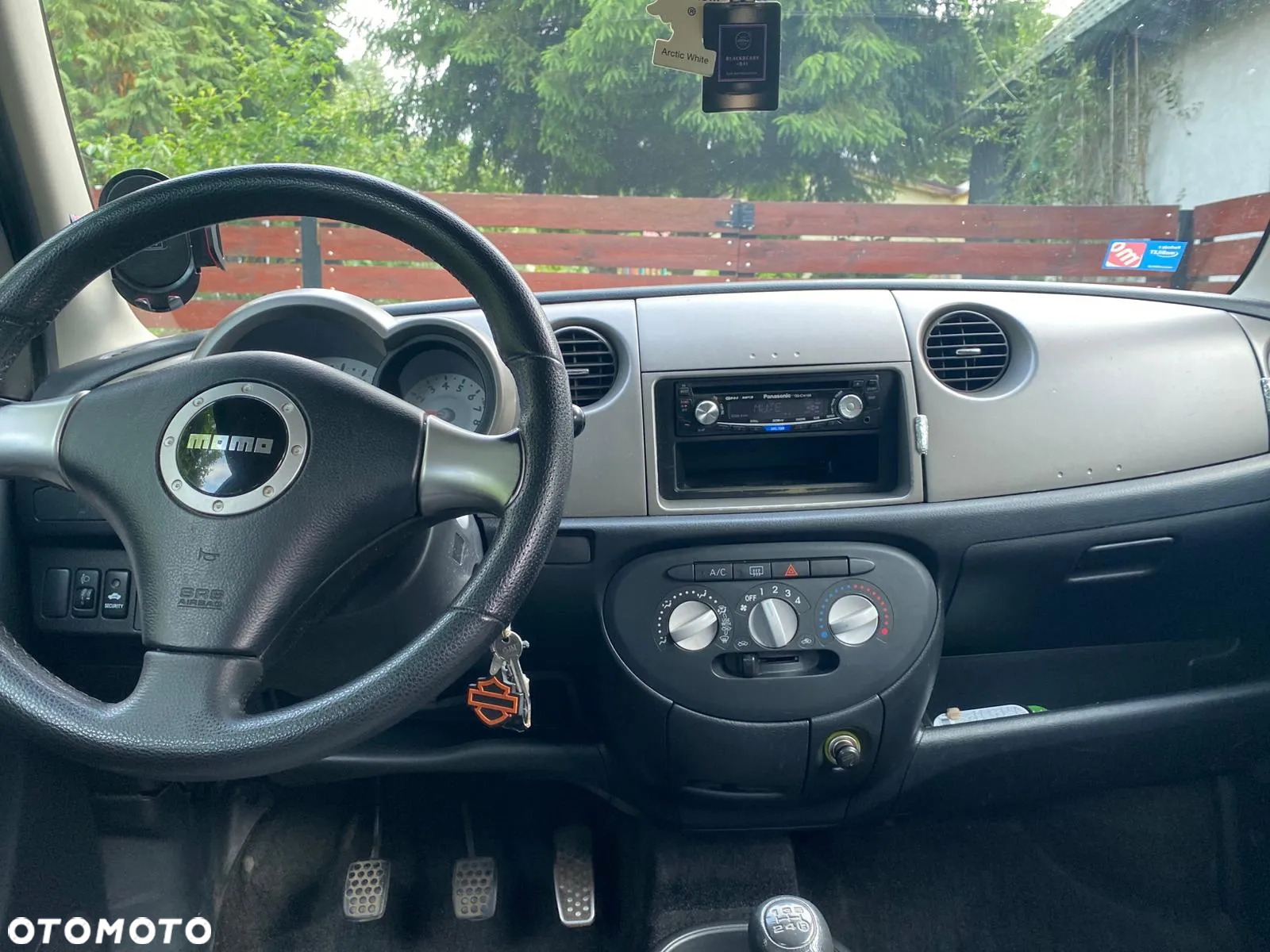 Daihatsu Trevis - 16