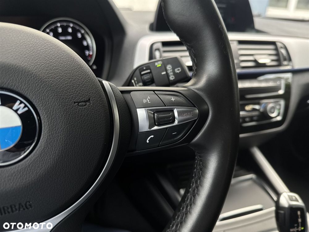 BMW Seria 1 118i - 12