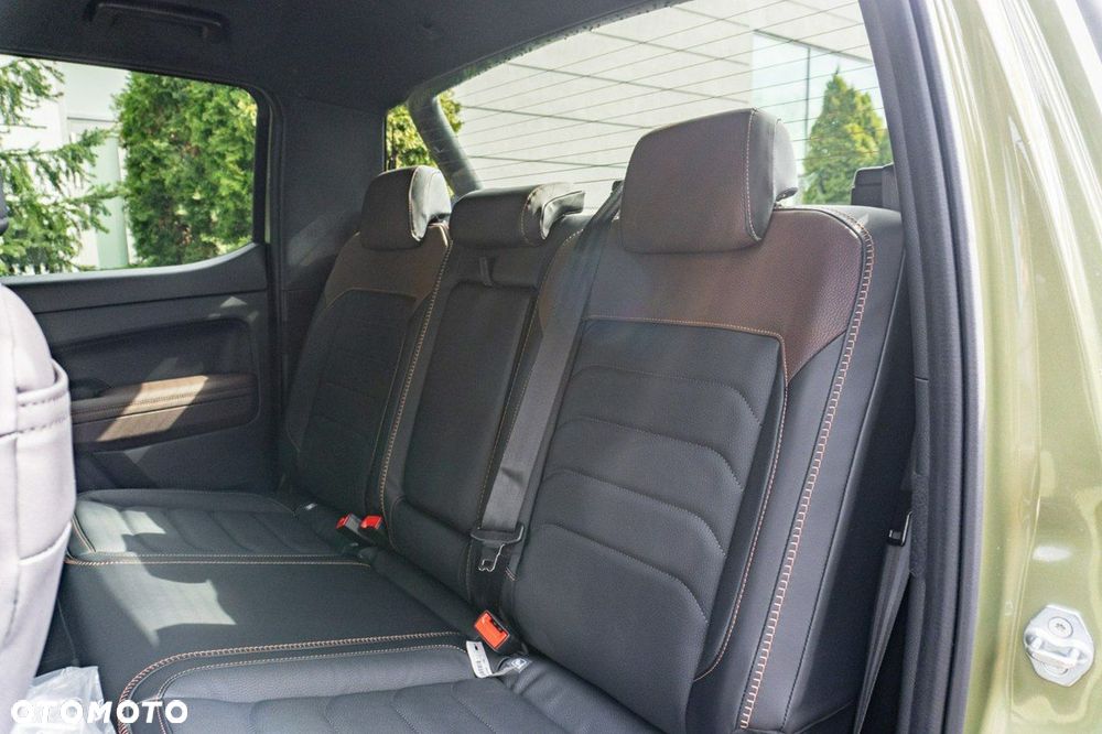 Volkswagen Amarok - 14