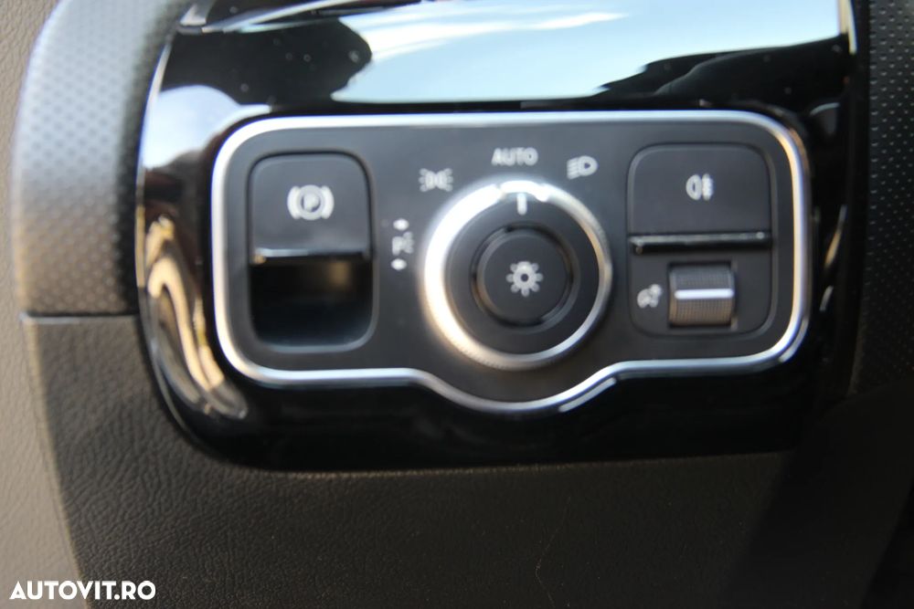 Mercedes-Benz CLA 200 - 36