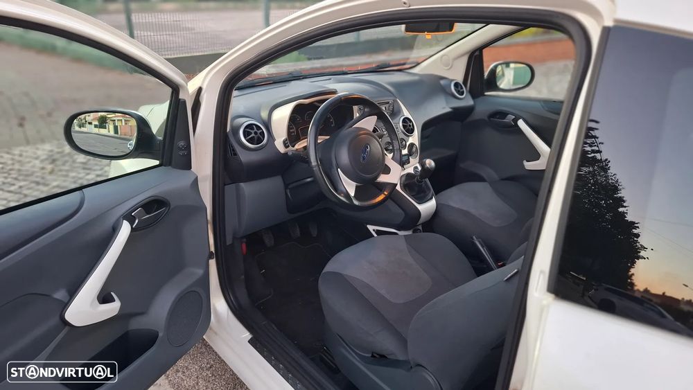 Ford KA - 5