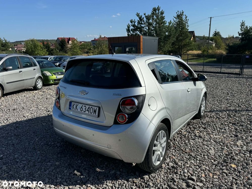 Chevrolet Aveo 1.6 LTZ - 6