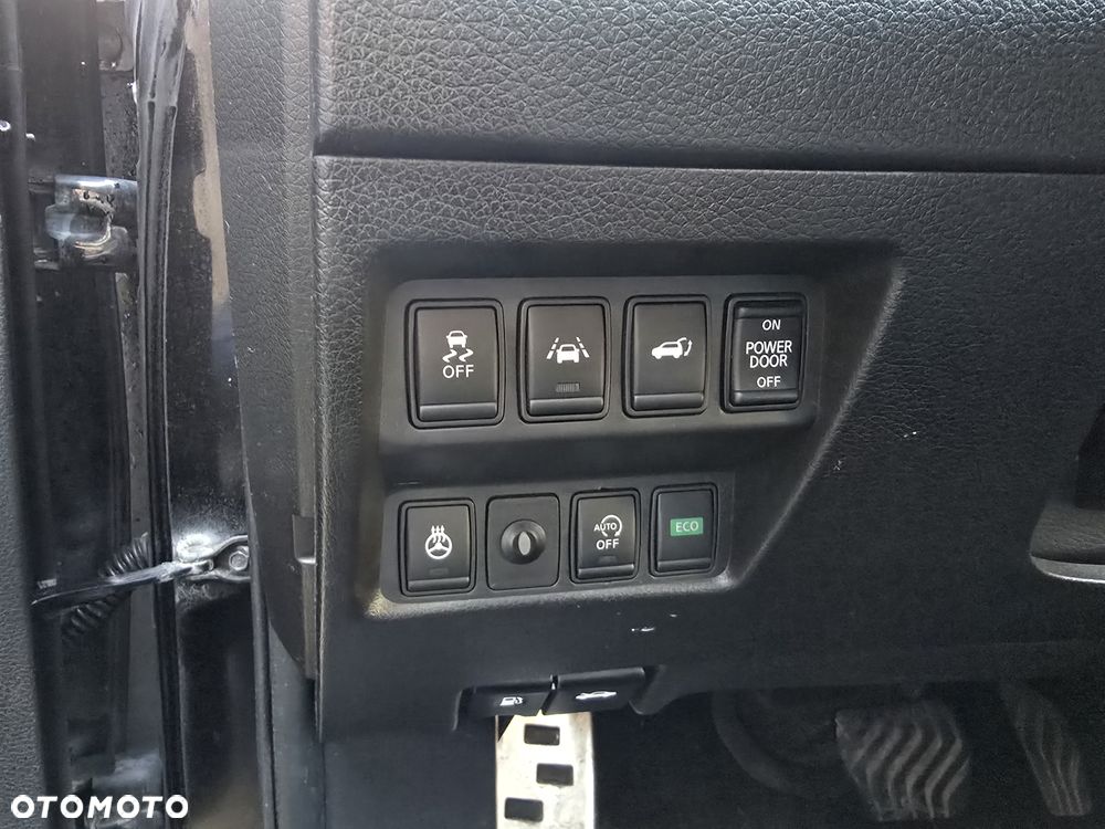 Nissan X-Trail 2.0 dCi Tekna Xtronic 4WD - 19