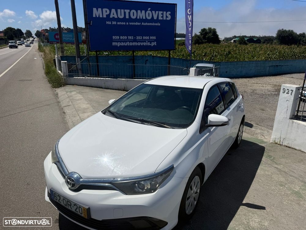Toyota Auris 1.4 D-4D - 9