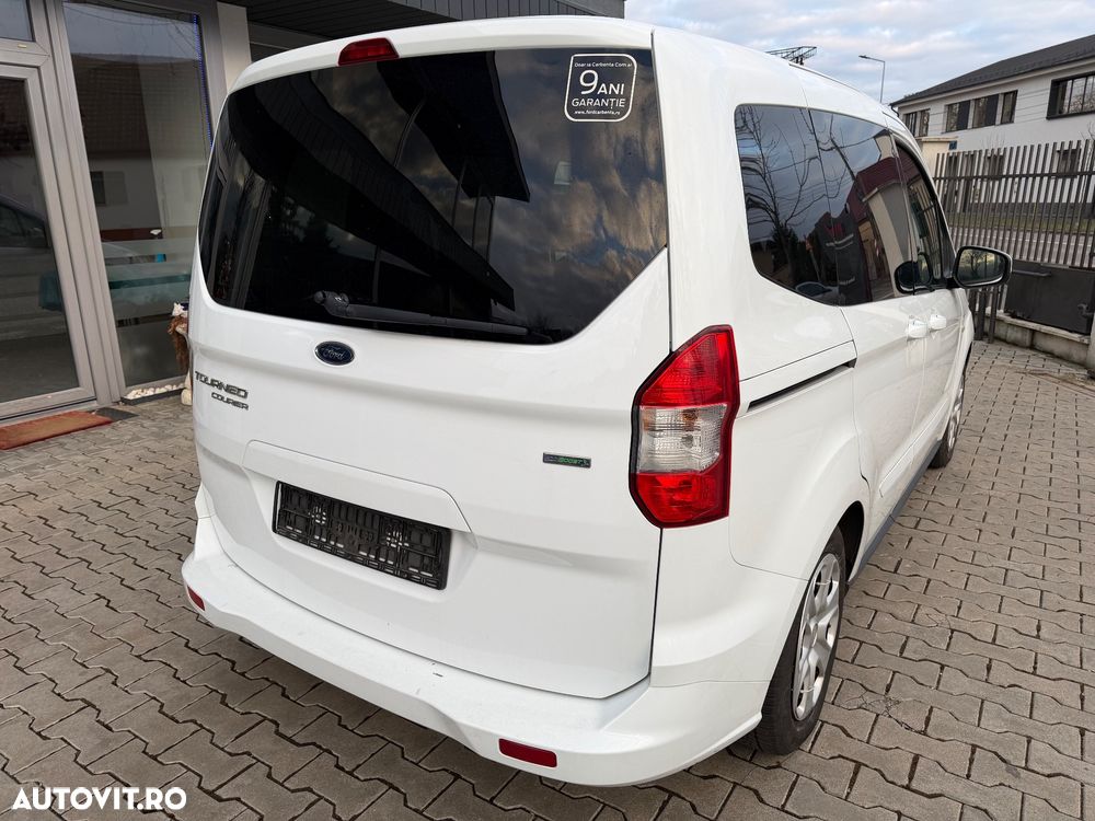 Ford Tourneo Courier 1.0 EcoBoost S&S Trend - 8