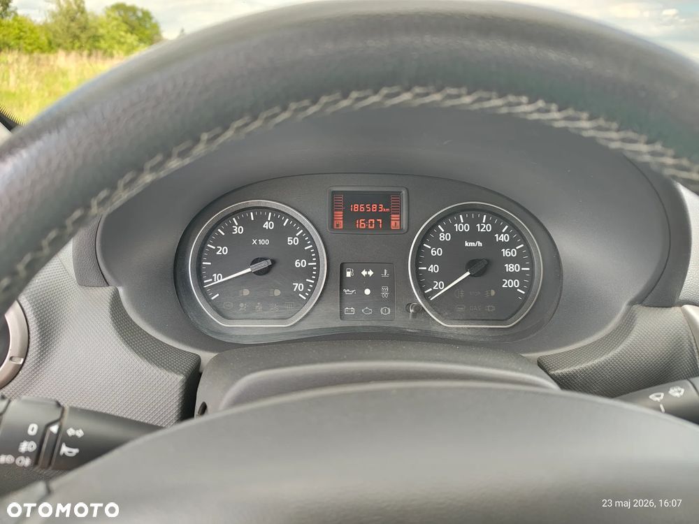 Dacia Sandero Stepway 1.6 - 8