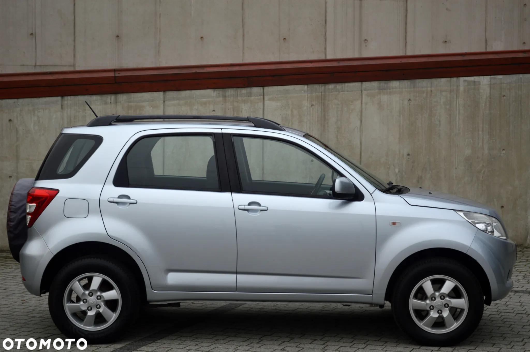 Daihatsu Terios - 8