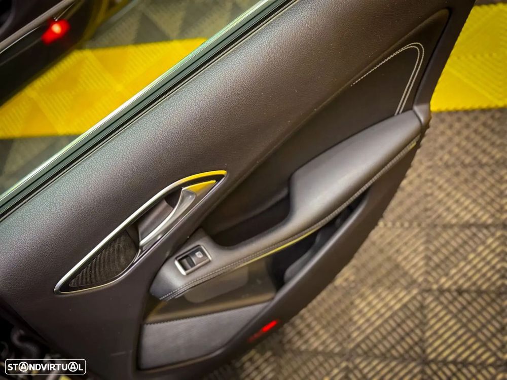 Mercedes-Benz CLA 180 - 14