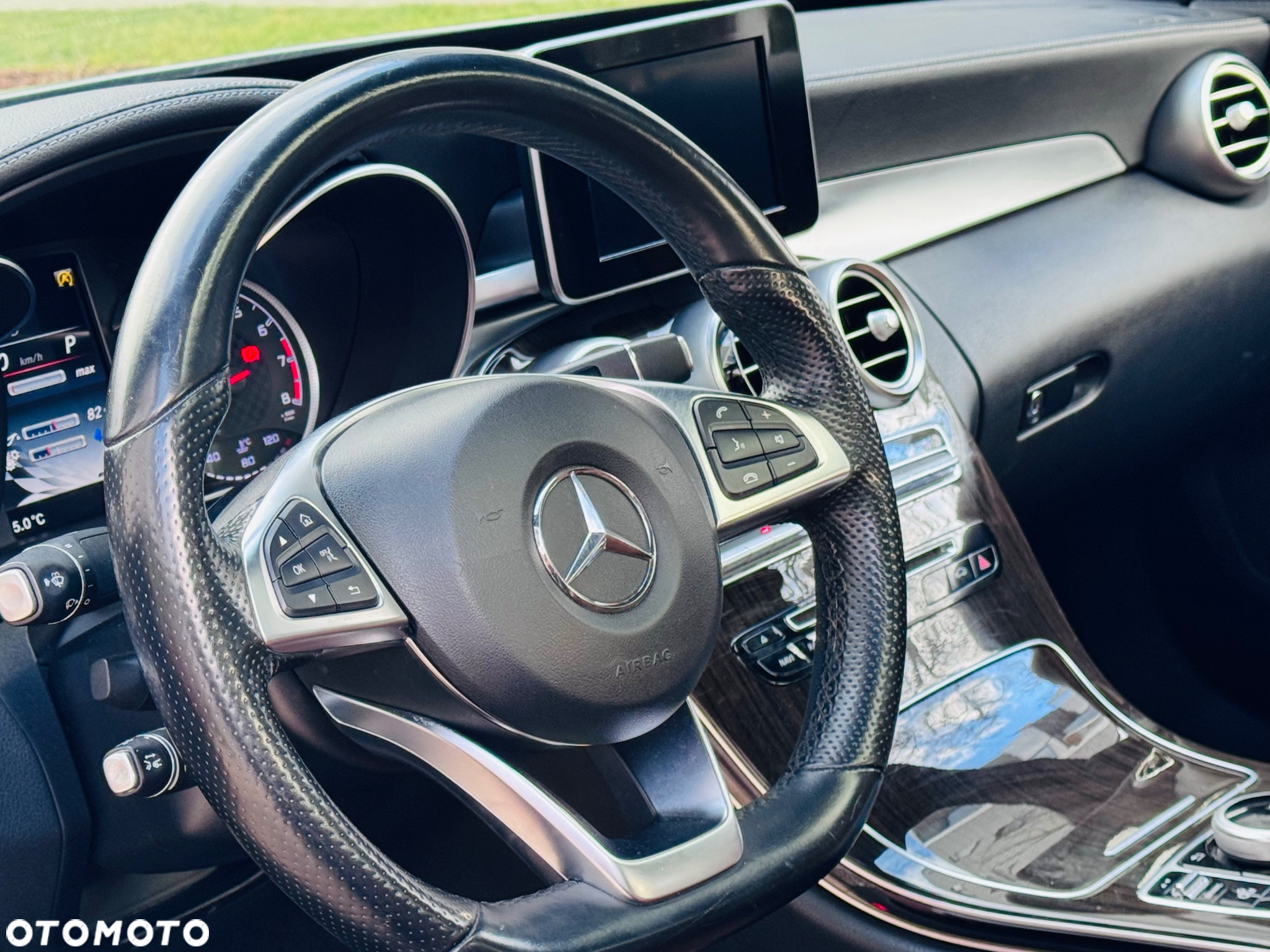 Mercedes-Benz Klasa C AMG 43 4-Matic - 28