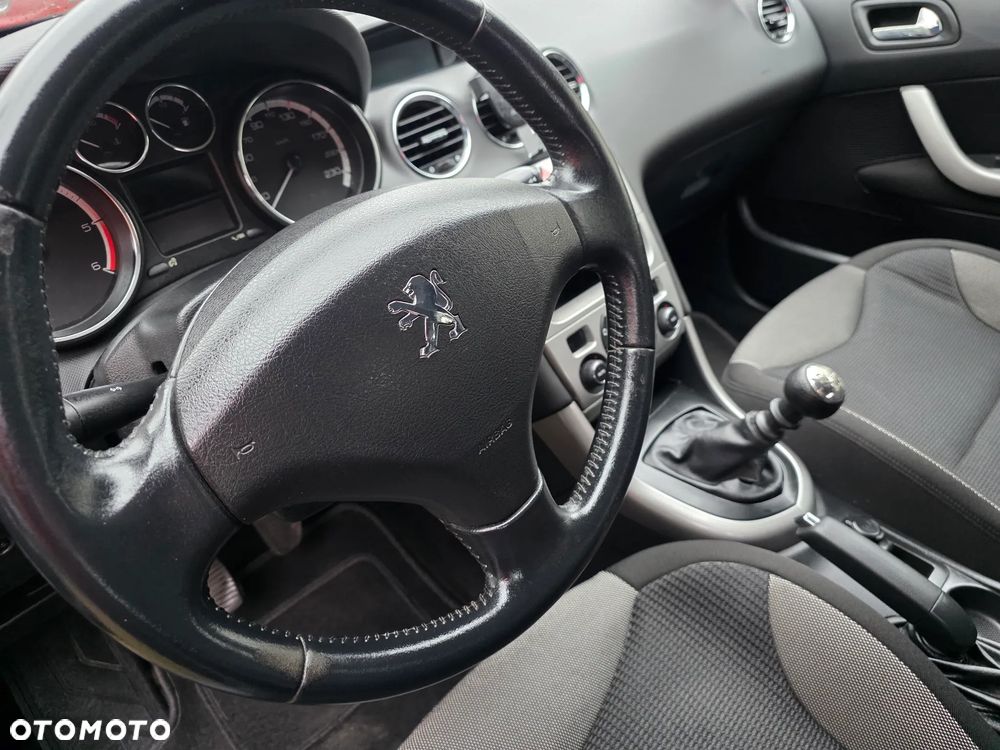 Peugeot 308 2010 photo 5
