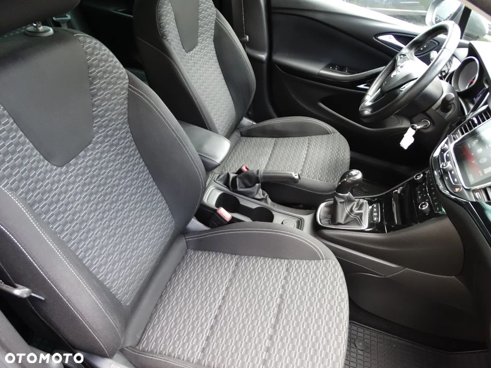 Opel Astra - 13