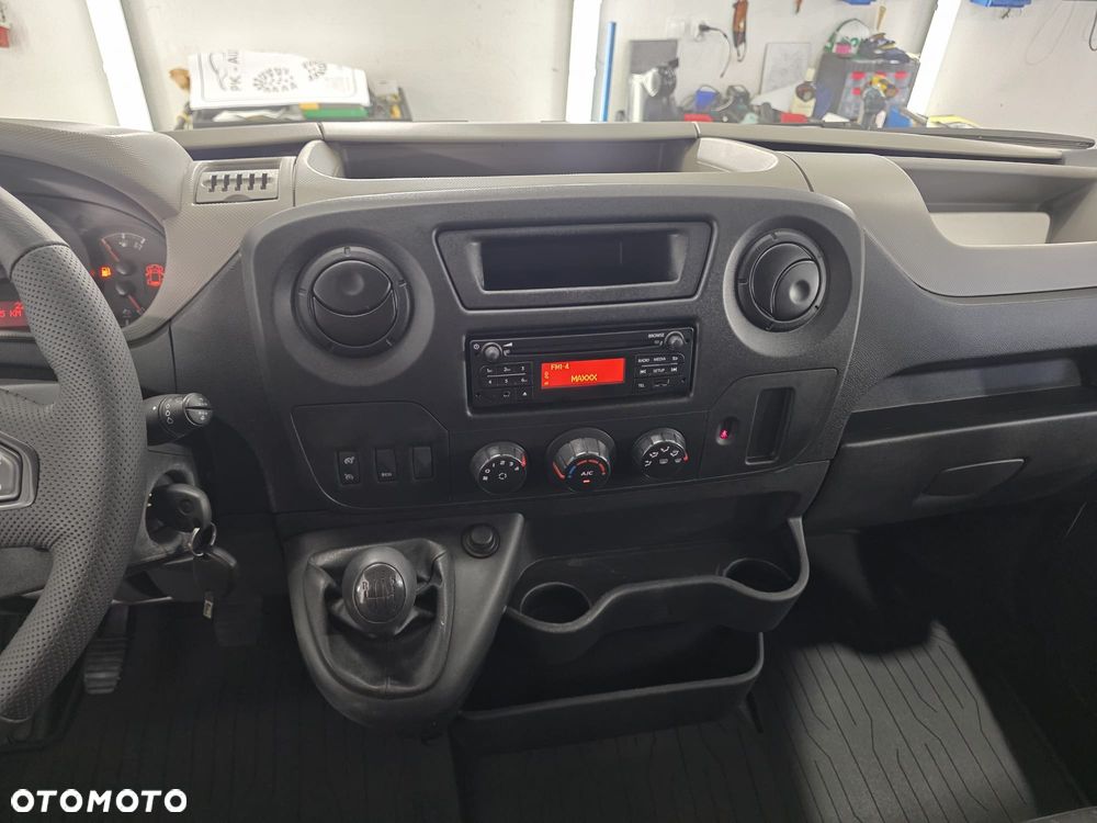 Opel MOVANO - 33